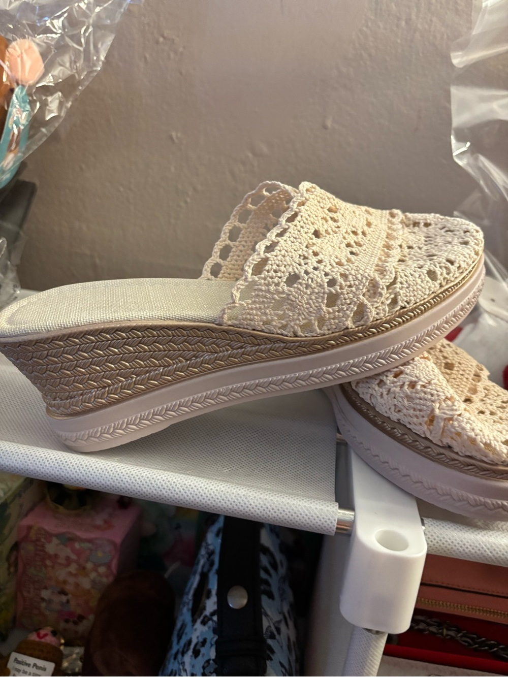 Lace NWOT Closed Toe Wedge Sandals, Ankle Strap Platform